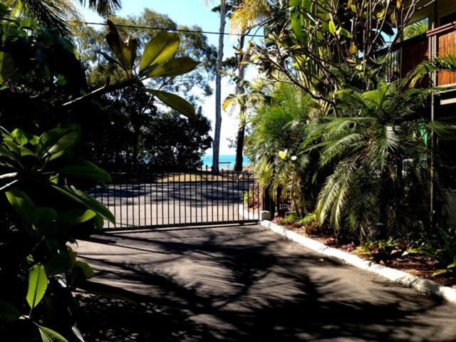 Aparthotel Coconut Palms On The Bay Hervey Bay Exteriér fotografie