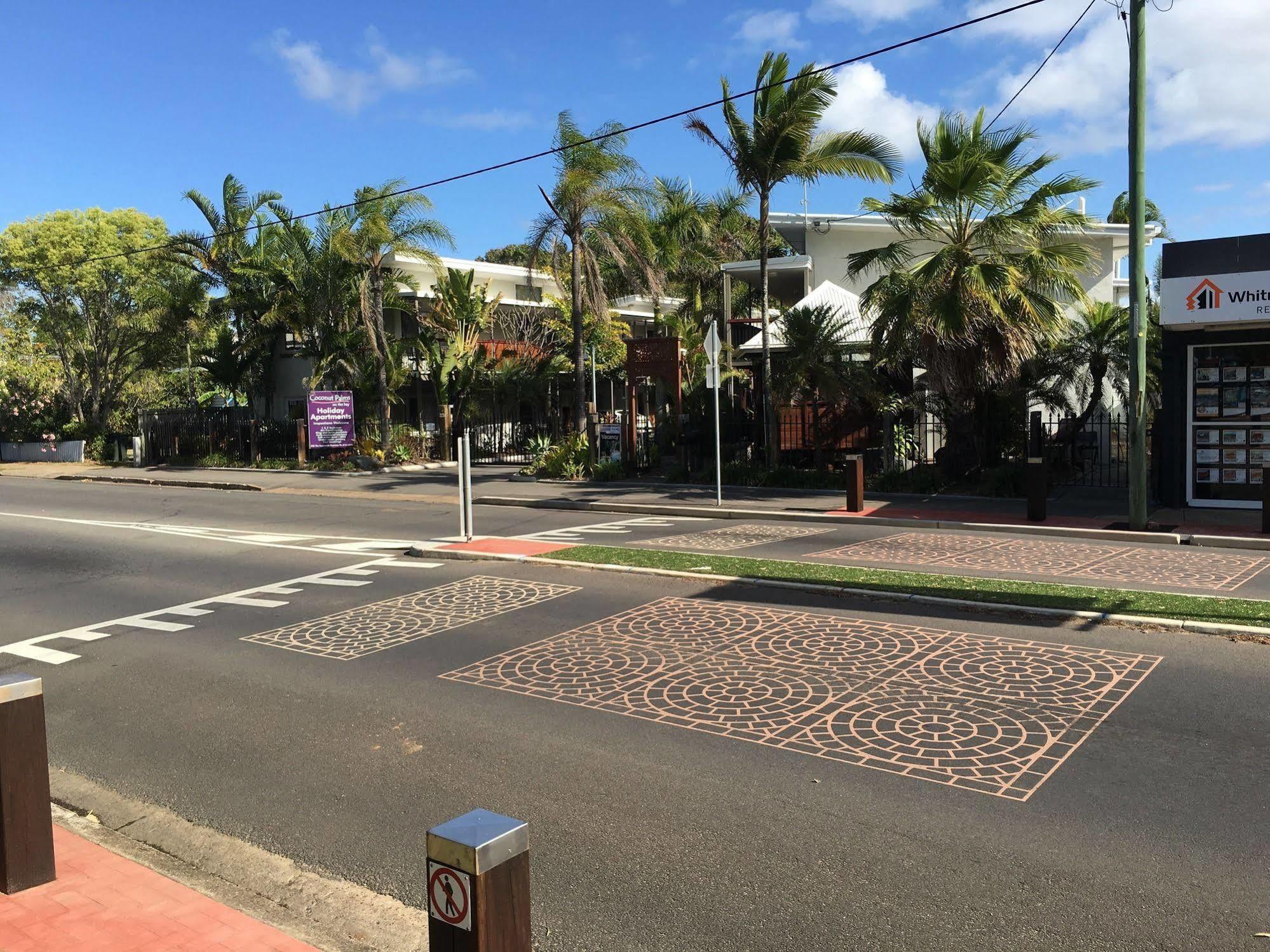 Aparthotel Coconut Palms On The Bay Hervey Bay Exteriér fotografie