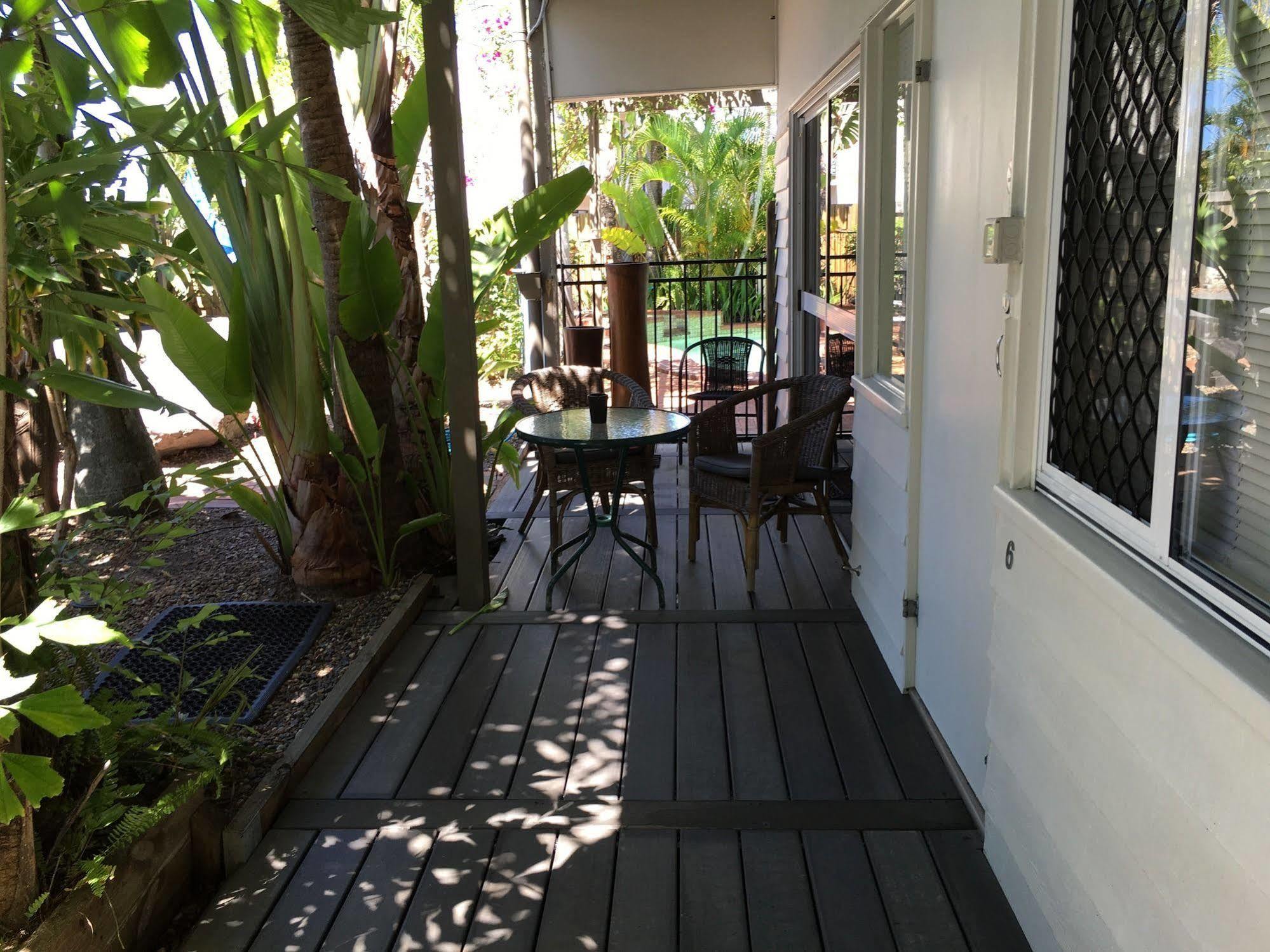 Aparthotel Coconut Palms On The Bay Hervey Bay Exteriér fotografie